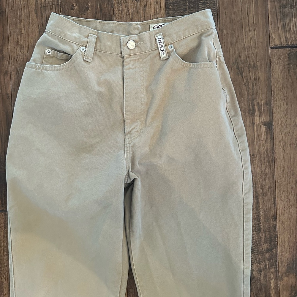 Vintage Sassoon High-Rise Khaki Colored Jeans